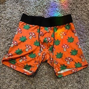 Rue21 woman Boxer shorts mushroom and leaf print